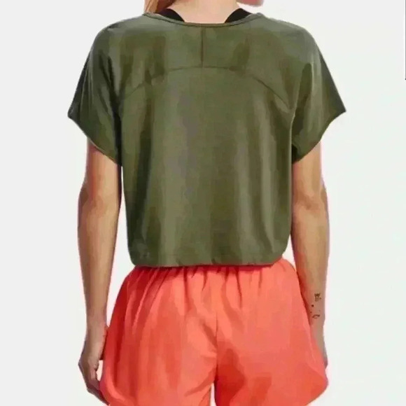 NWT Under Armour Women's Project Rock Wings Army Green Workout Loose Top Size L - Picture 3 of 15